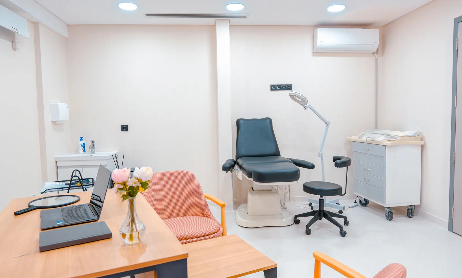 Clinic-provided photograph of Opal Clinic